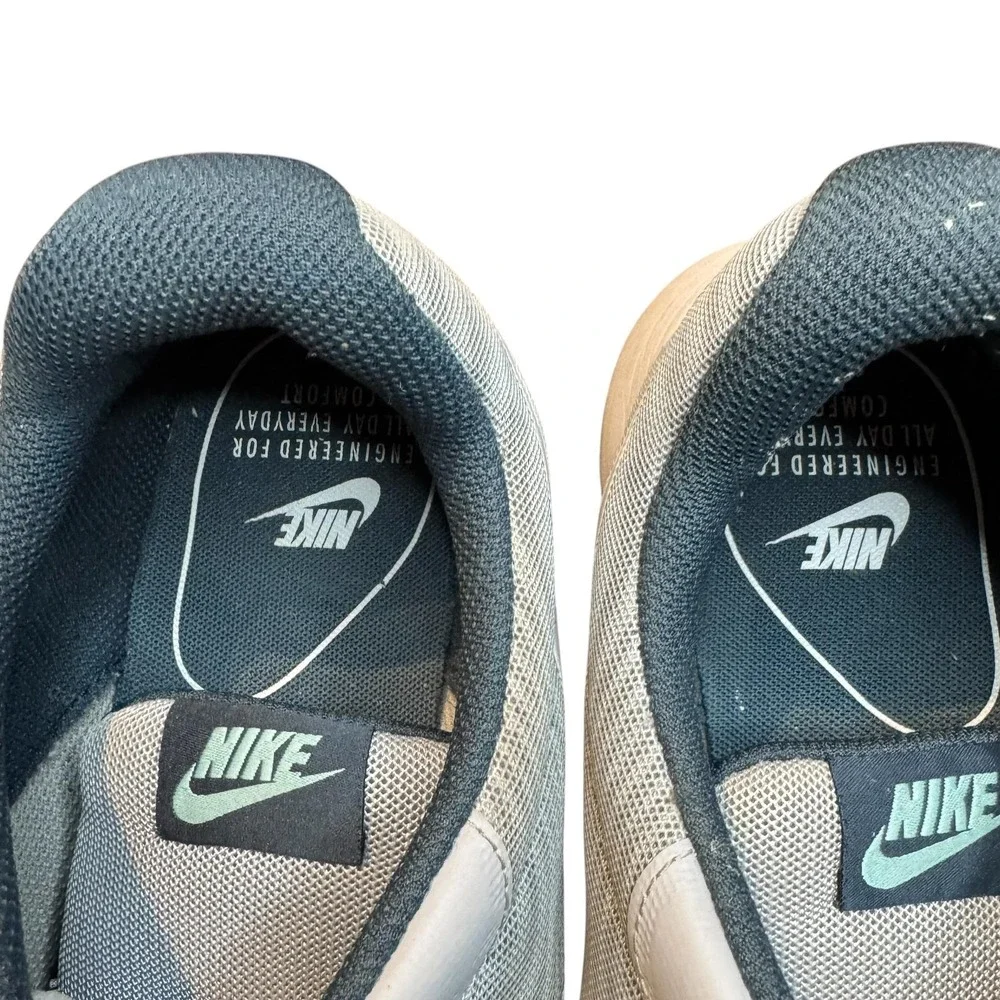 Nike‎ Running Shoes Mens Size 11.5 Gray Mesh Athletic Casual Comfort 876899-003